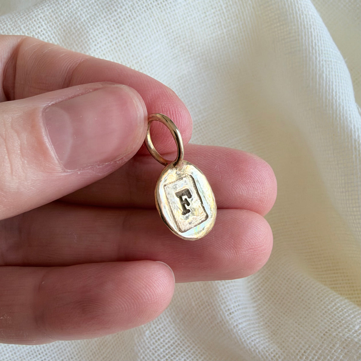 Charm inicial
