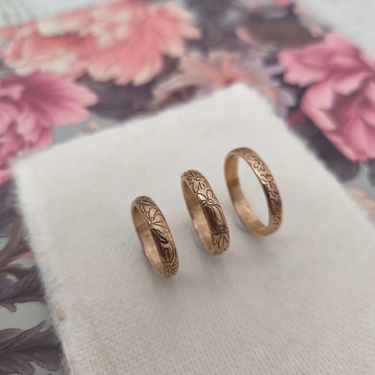 Signature ring