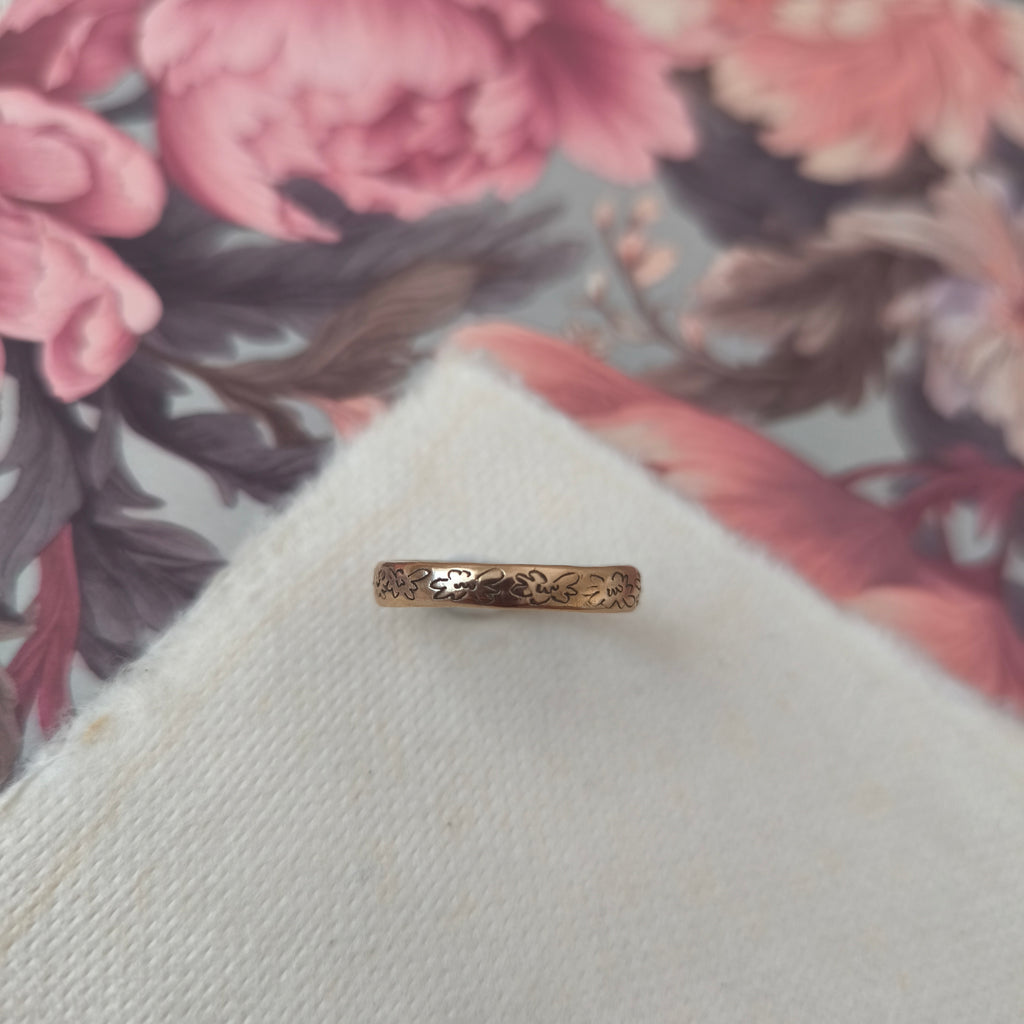 Signature ring