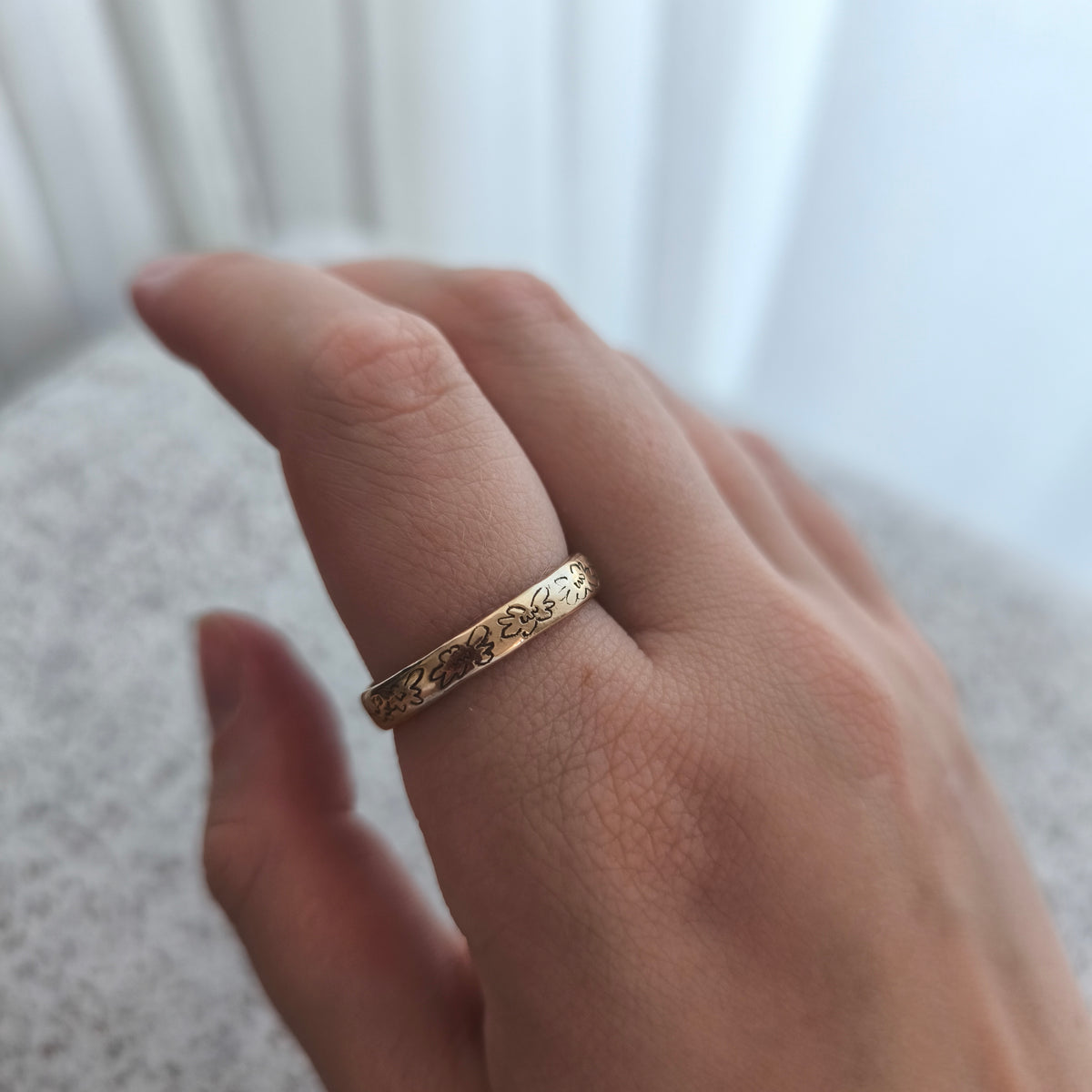 Signature ring